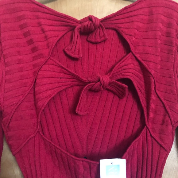 Intermix Casey Knot Back Bodysuit Red - Picture 5 of 8